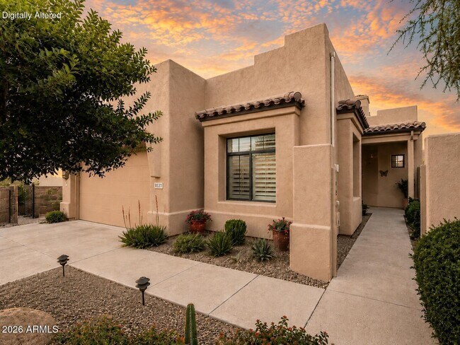 Building Photo - 8331 E Cactus Wren Rd