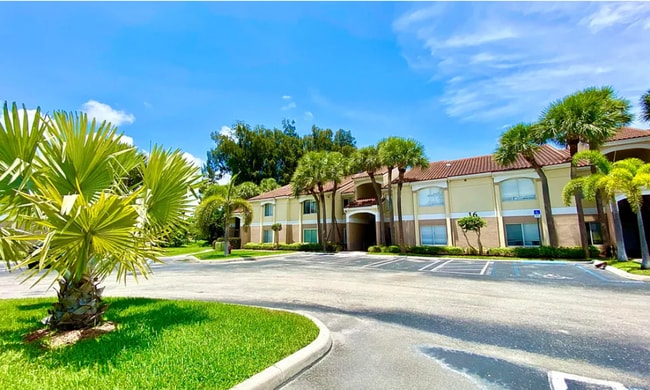 YOYA 2 LLC - YOYA 2 LLC Apartment