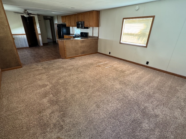 Building Photo - 4664 US-30