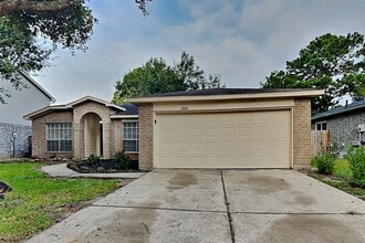 Building Photo - 28811 Stapleford St