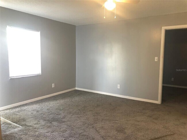 Foto del edificio - 27300 Flagler Ave