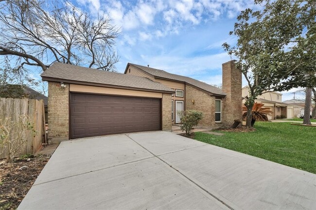 Building Photo - 803 Chateau Pl