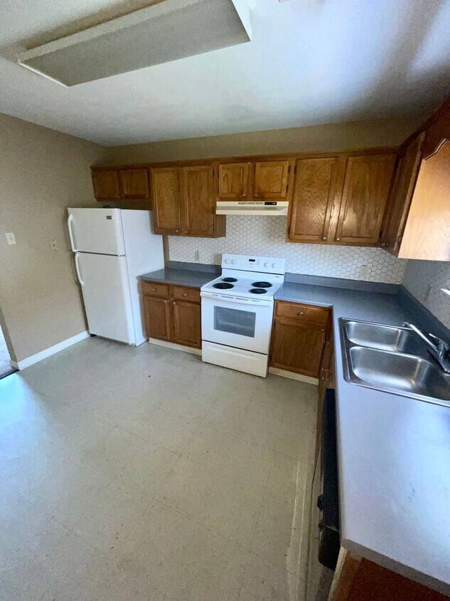 Foto del edificio - 235 S Ash St