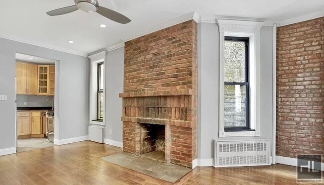 Building Photo - East 25th Street