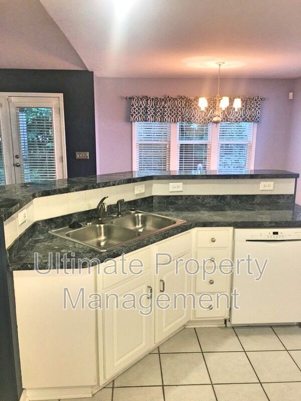 Photo - 105 Southern Magnolia Ct House