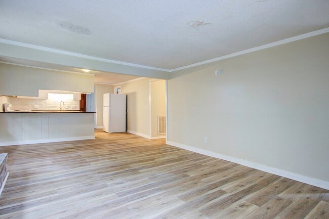 Building Photo - 1846 Elsey Dr