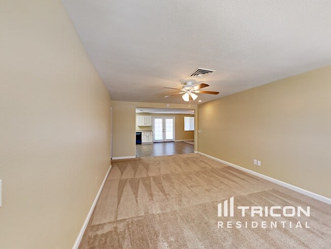 Building Photo - 1507 W El Monte Pl