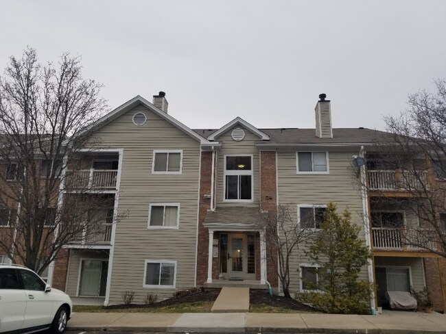 Foto del edificio - 400 Lakeview Dr