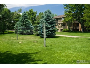 Building Photo - 2800 Kalmia Ave
