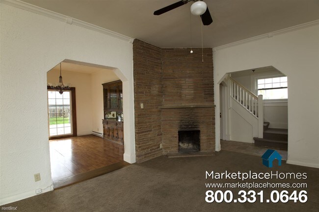 Building Photo - 2147 S Layton Blvd