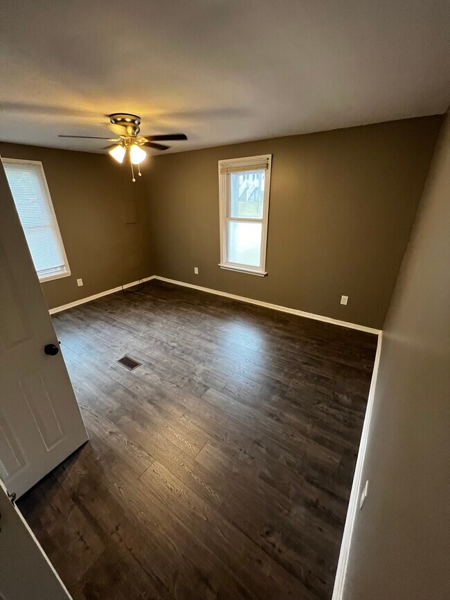 Foto del edificio - 308 Orange Ave