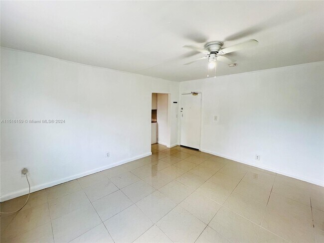 Foto del edificio - 550 NW 30th St