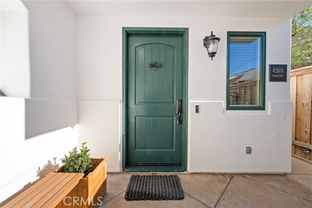 Foto del edificio - 426 Narcissus Ave