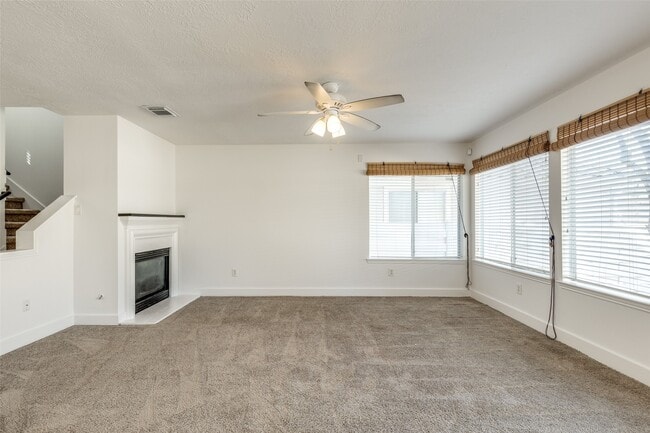 Building Photo - 10223 Farrell Dr