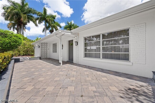 Building Photo - 1051 Cypress Woods Dr