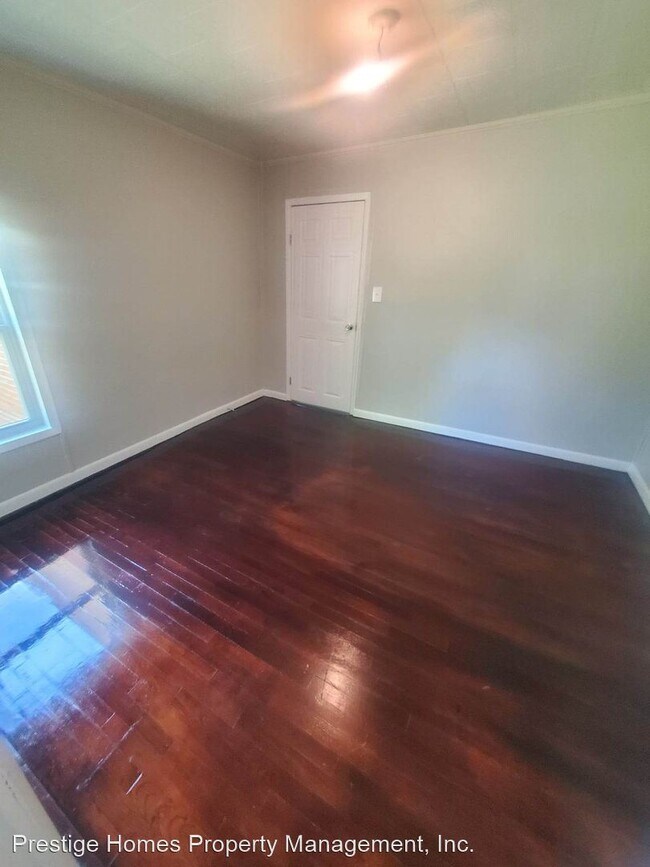 Building Photo - 3 br, 2 bath House - 303 Martin Luther Kin...
