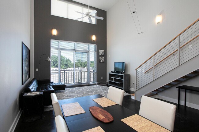 Foto del edificio - Pavilion East Loft Condo Near Duke & Downtown Durham