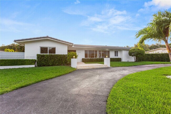 Building Photo - 5236 SW 64th Ave