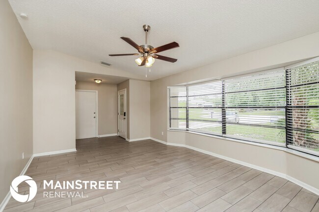 Foto del edificio - 1290 Sail Ct SE