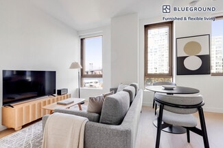 Building Photo - 478 Kent Ave