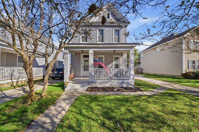 Photo - 146 W Seaview Ave House