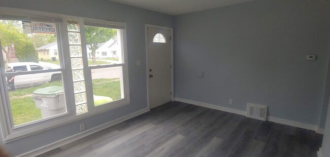 Building Photo - 4646 N 51st Blvd