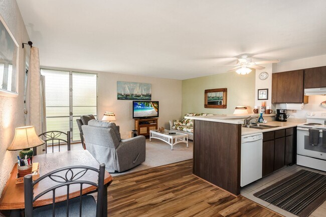 Foto del edificio - 1 Bedroom Furnished Condo on Alii Drive