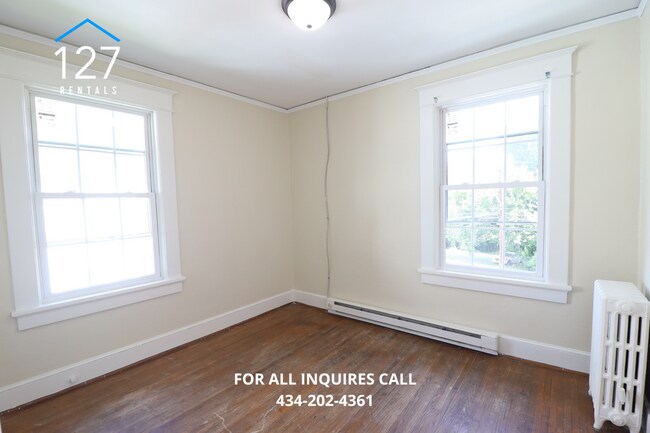 Building Photo - Spacious 2 Bed 1 Bath Duplex in Lynchburg