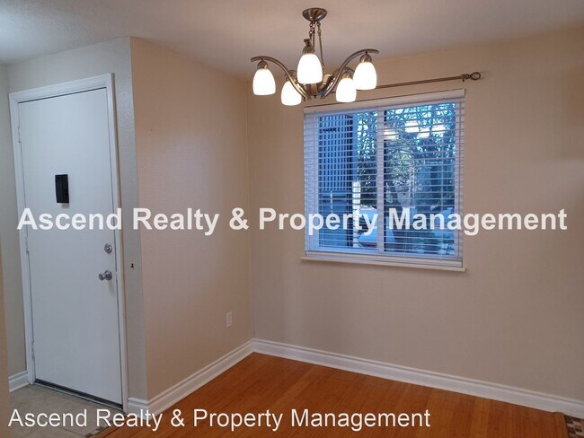 Foto del edificio - 1 br, 1 bath House - 14095 SW Walker Rd #71