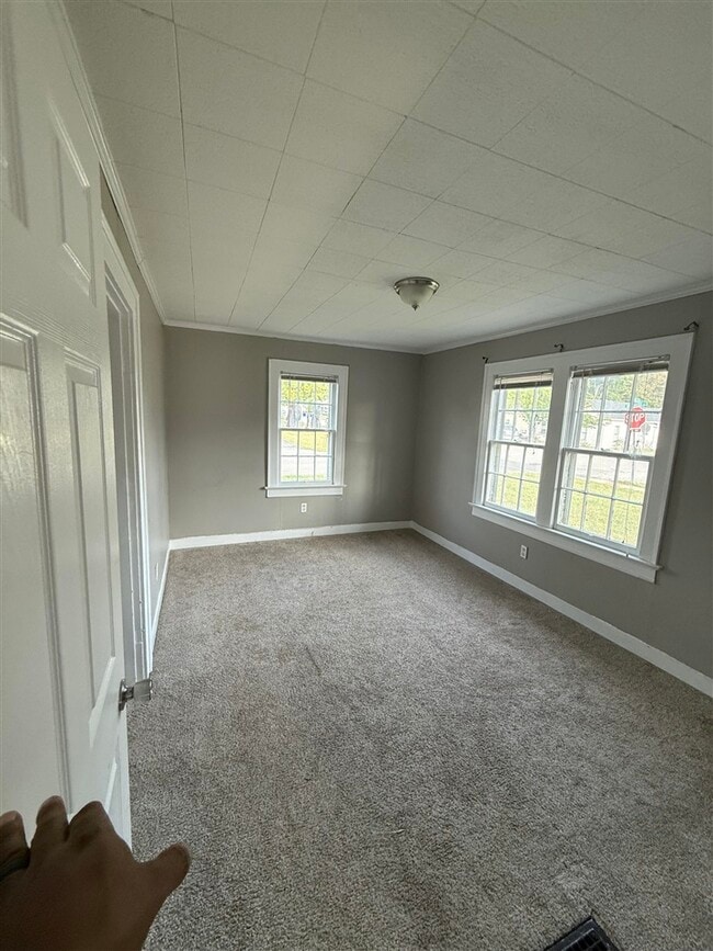 Building Photo - 1301 Nutwood St