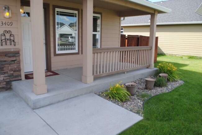 Foto del edificio - 4 br, 2.5 bath House - 3409 MARINER
