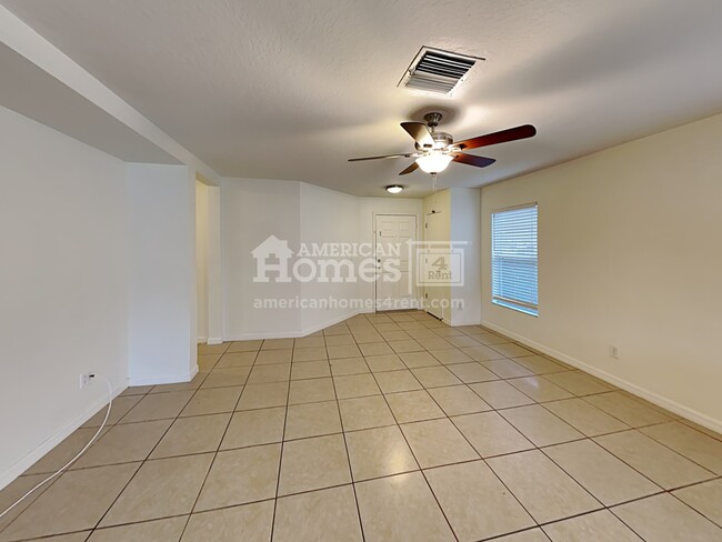 Foto del edificio - 5145 Prairie View Way