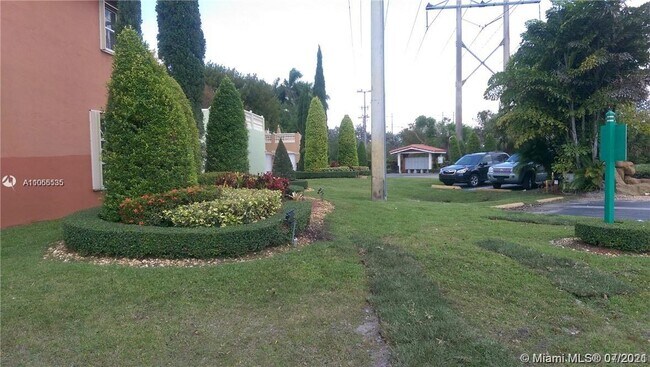 Foto del edificio - 10801 NW 51st Ln