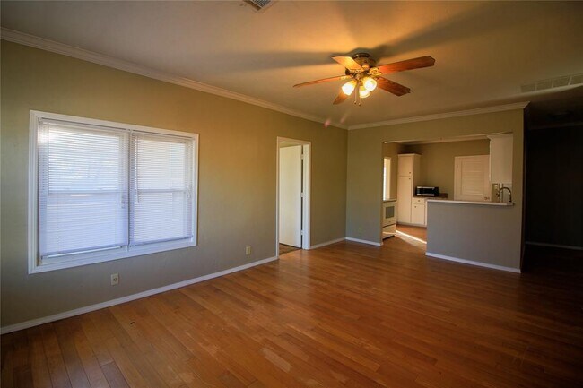 Foto del edificio - 836 E Eufaula St