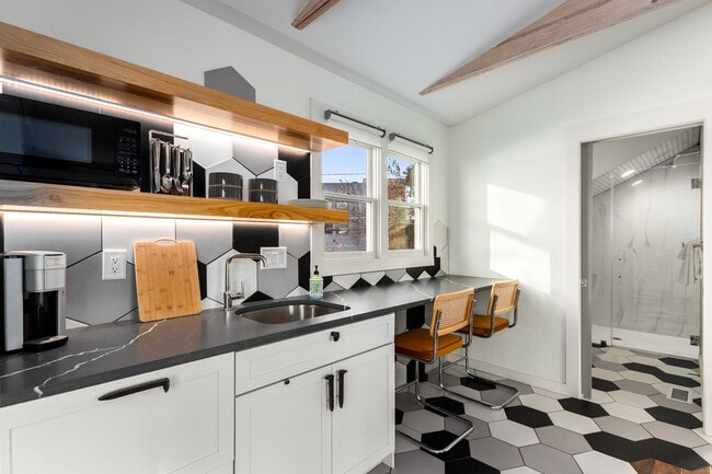 Foto del edificio - 71 Randolph St NE