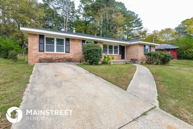Building Photo - 1281 Hiawatha Dr NE