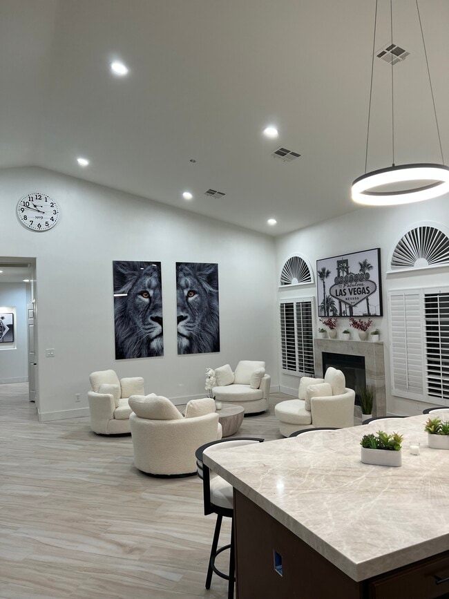 Building Photo - 7430 Rancho Destino Rd