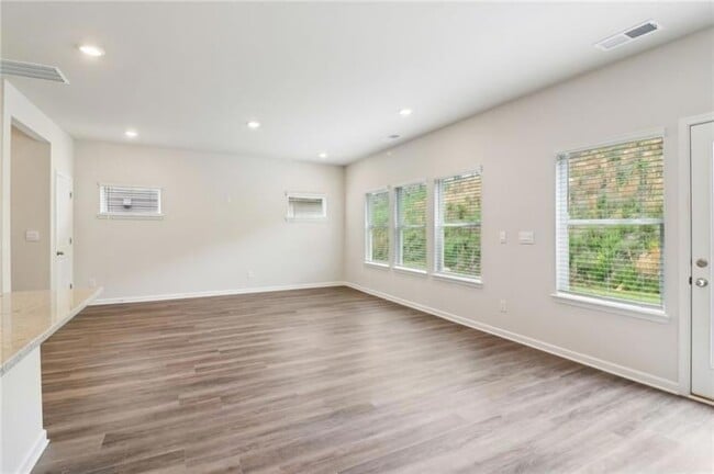 Foto del edificio - 2759 Aralynn Wy