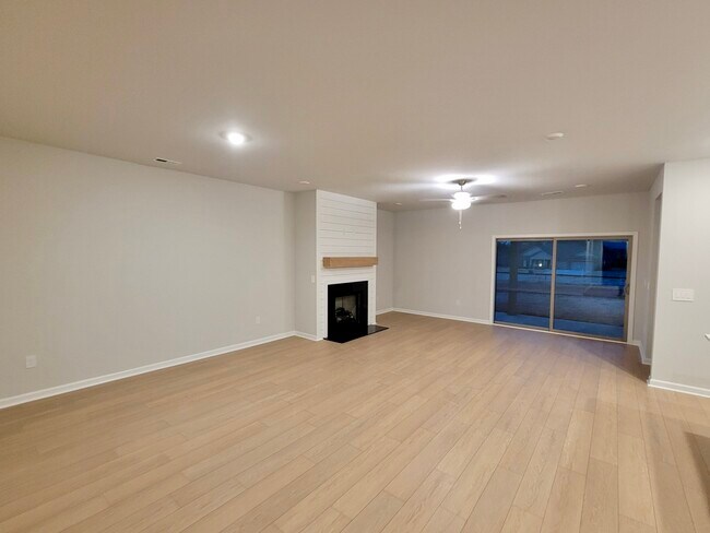 Foto del edificio - 207 Stockyard Cir