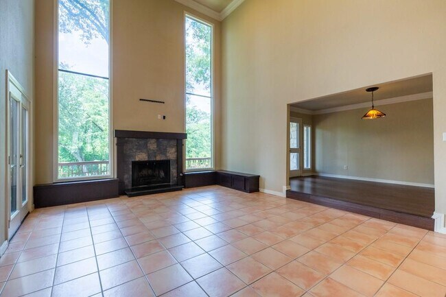 Foto del edificio - 10907 Legends Ln