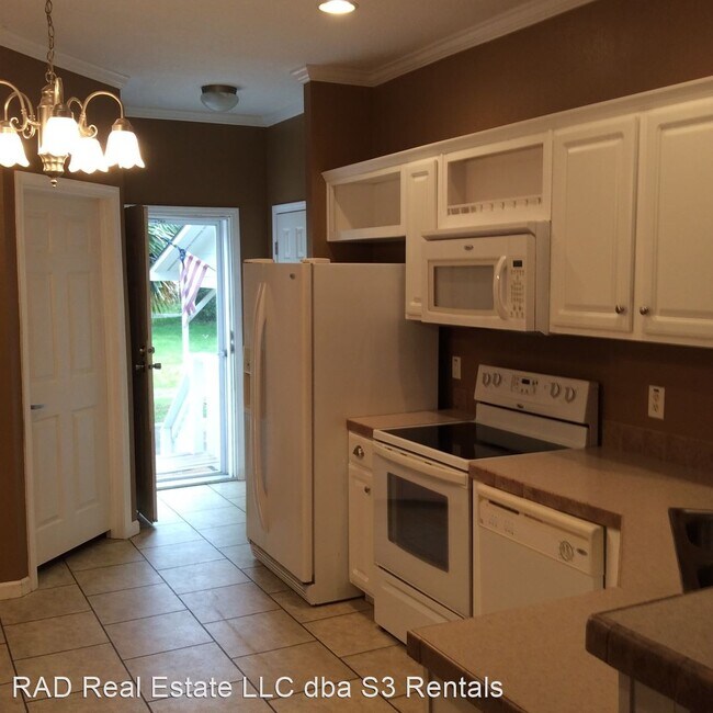 Foto del edificio - 3 br, 2 bath House - 611 McIntosh Street