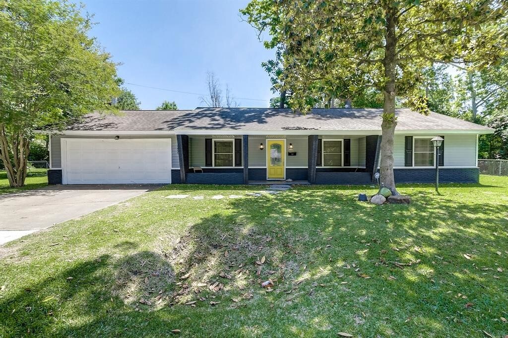 Primary Photo - 1306 Bridle Spur Ln
