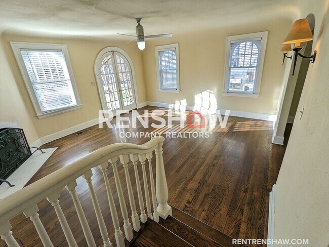 Foto del edificio - Very Rare Listings! - 3/1.5 Condo In The H...