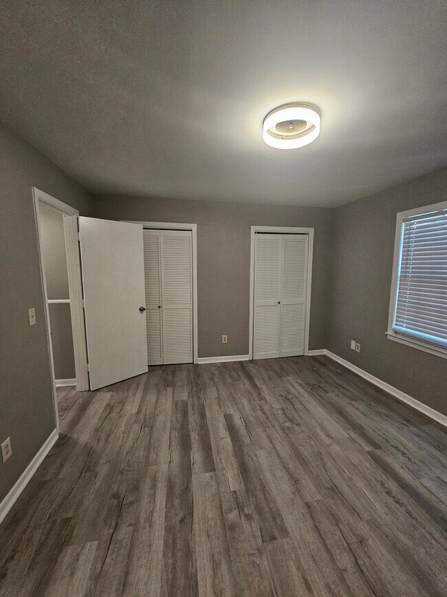 Bedroom - 732 Coventry Ln