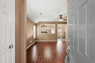 Building Photo - 2813 Waterside Trail