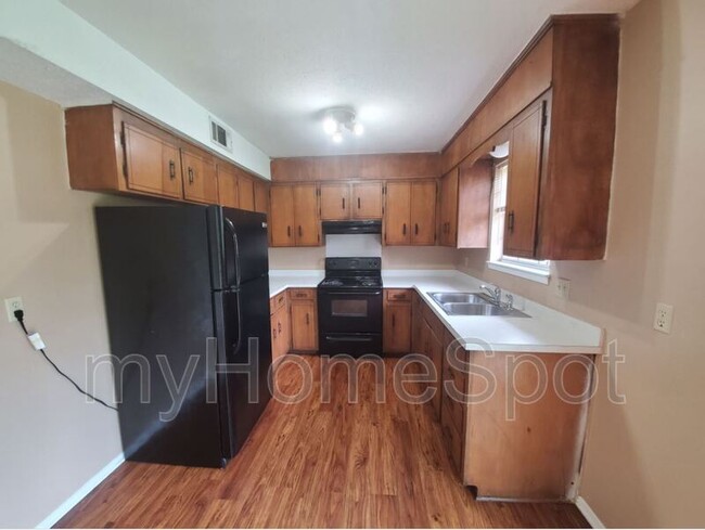 Building Photo - 7112 Glendora St