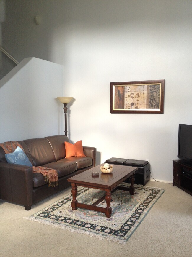 4891 Haight Trl Unit 4891, San Diego, CA 92123 Condo for Rent in San Diego, CA