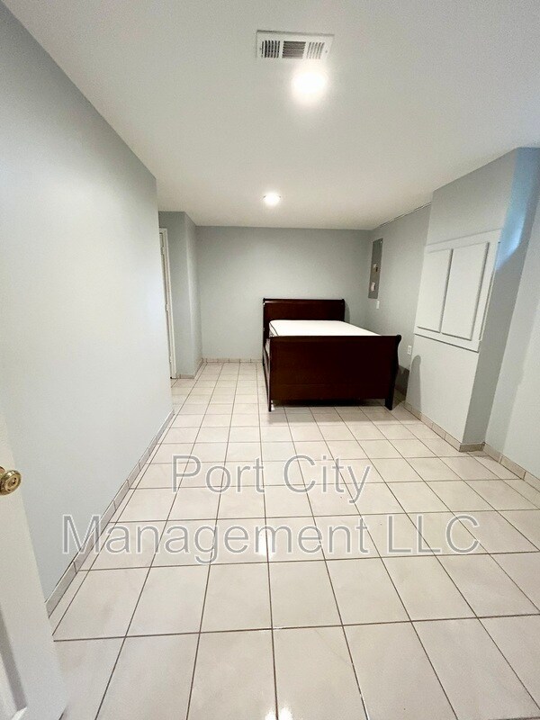 Foto del edificio - 12413 New Hampshire Ave
