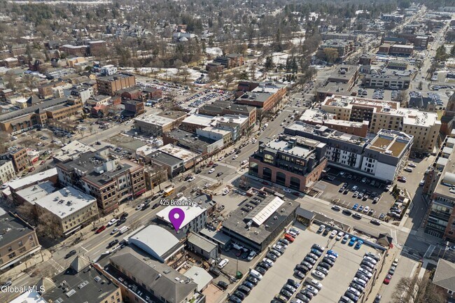 Foto del edificio - 425 Broadway