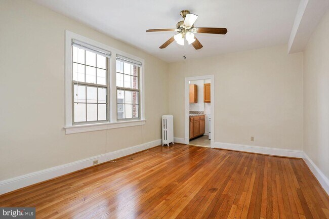 Building Photo - 1441 Harvard St NW